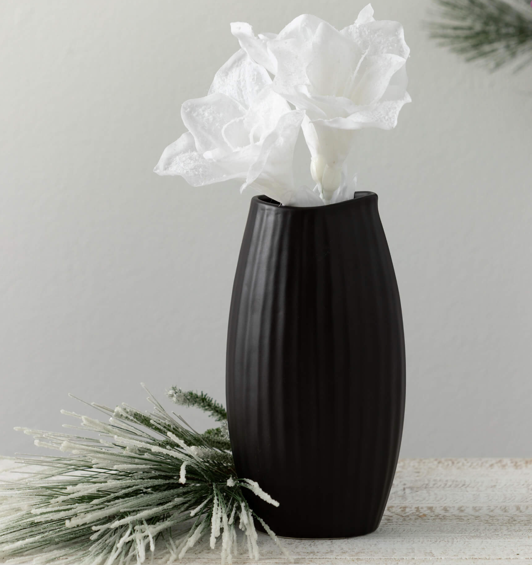 MODERN BLACK RIBBED VASE