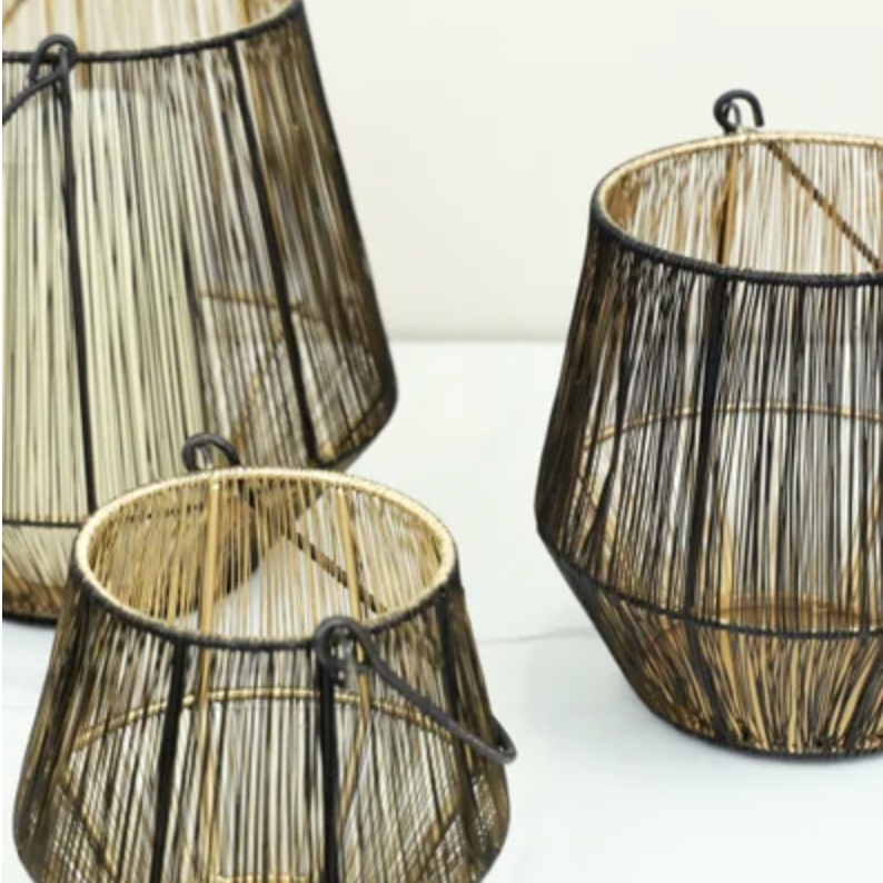 GOLD WIRE LANTERN