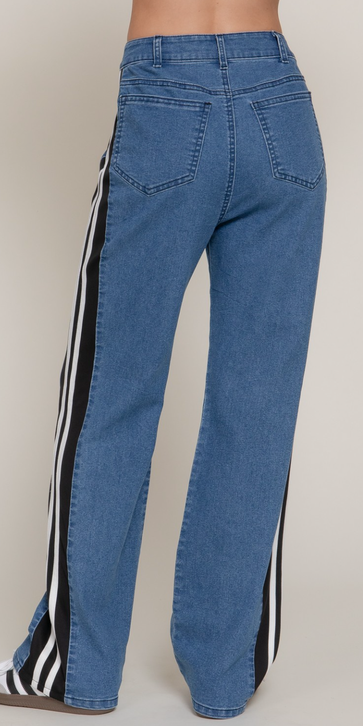 Track Me Down Jeans