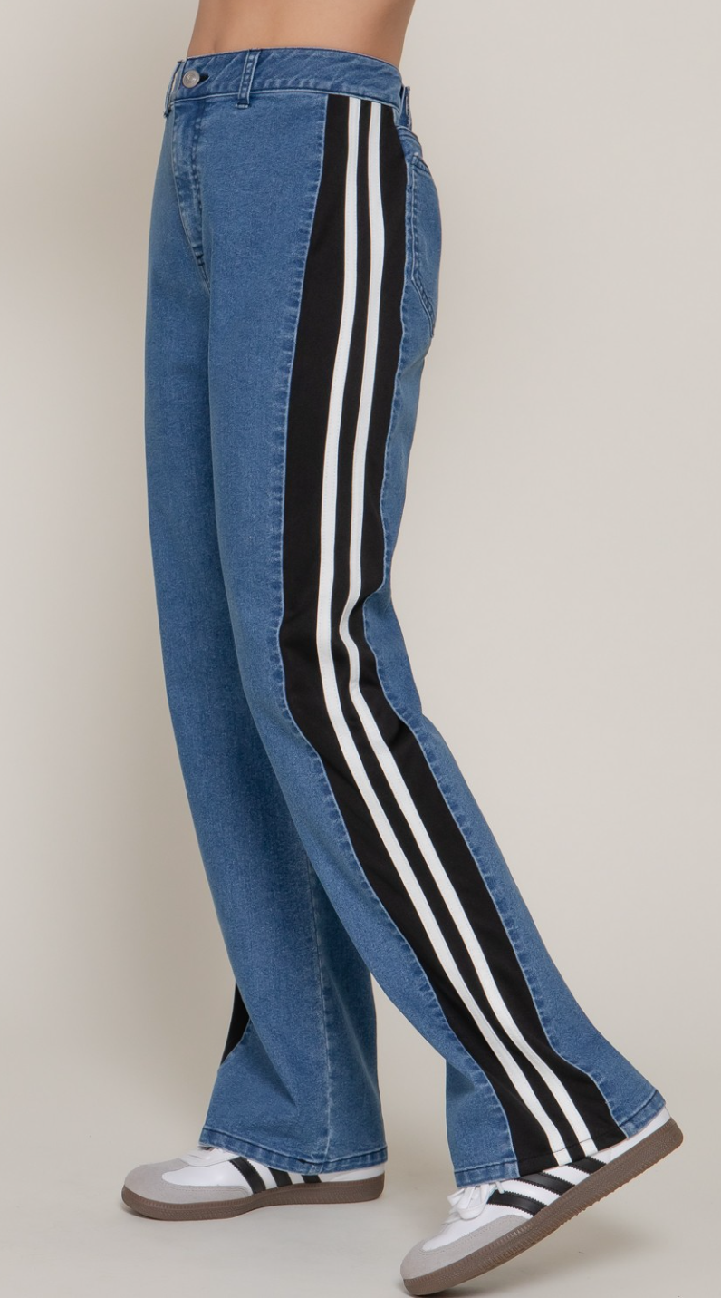 Track Me Down Jeans
