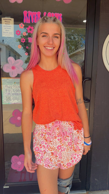 Lola Basic Tank