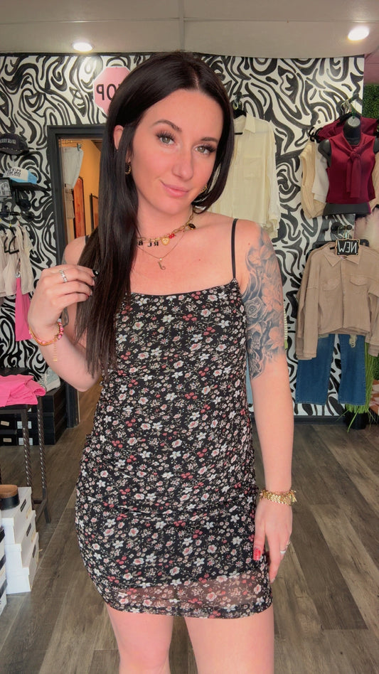 Scottie Floral Scoop Neck Bodycon Dress