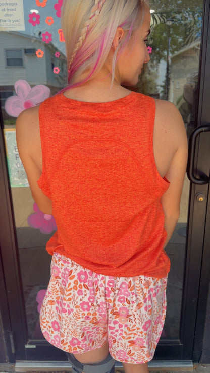 Lola Basic Tank