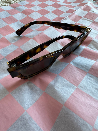 Sunnies
