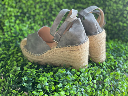 Jade Wedge